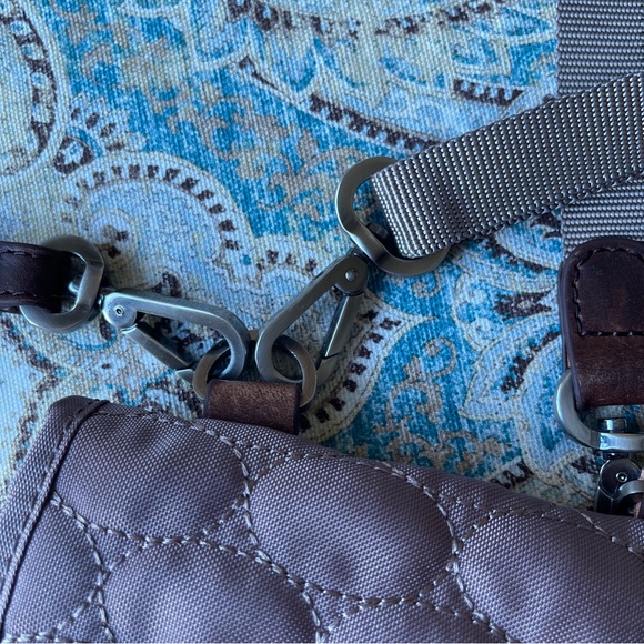 Mosey Life quilted bag convertible crossbody wristlet purse Removable straps - Picture 10 of 11